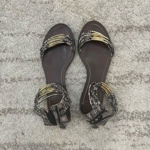 Tory Burch Mignon Rings Flat Sandals Snakeskin gold hardware - size 8